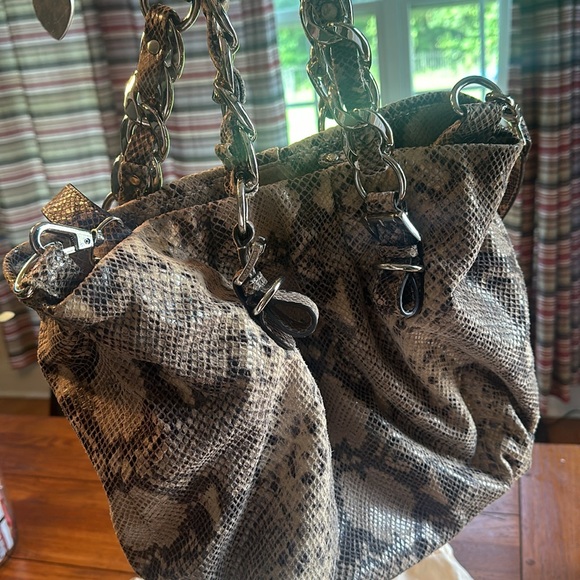 Michael Kors Purse - Picture 2 of 12